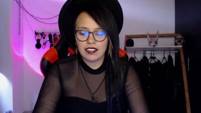 Image 6 of mistresssharanam Stream on Chaturbate on 21 months ago