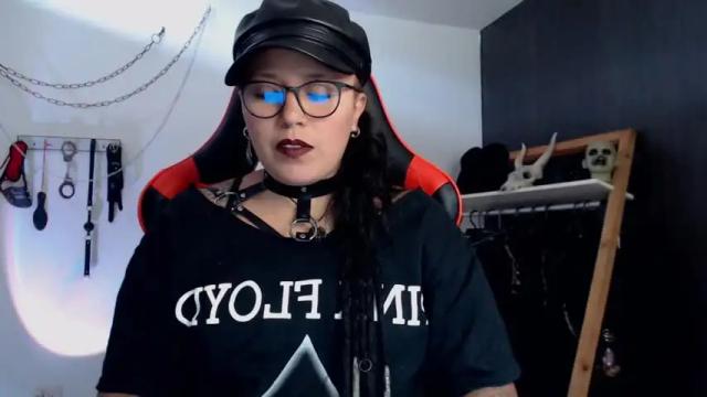 Image 10 of mistresssharanam Stream on Chaturbate on 20 months ago