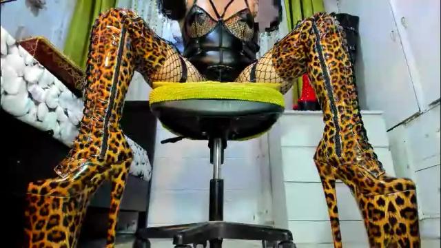 Image 2 of mistresstiffany69 Stream on Chaturbate on 2 months ago