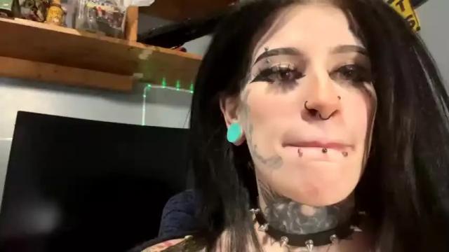 Image 6 of mistresstori2121 Stream on Chaturbate on 16 months ago