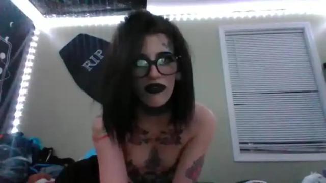 Image 2 of mistresstori2121 Stream on Chaturbate on 14 months ago