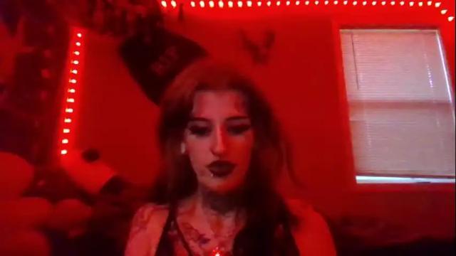 Image 10 of mistresstori2121 Stream on Chaturbate on 5 months ago
