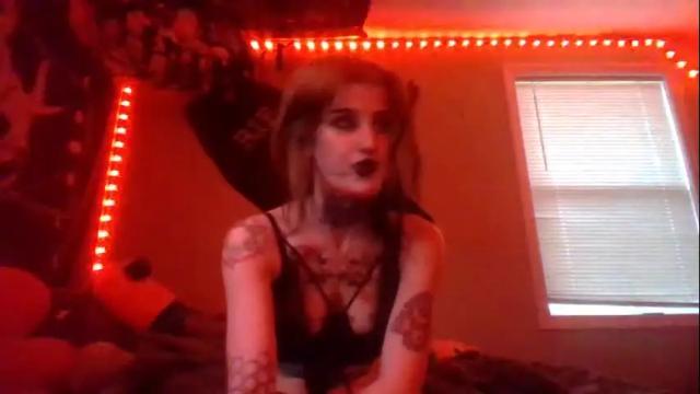 Image 3 of mistresstori2121 Stream on Chaturbate on 5 months ago
