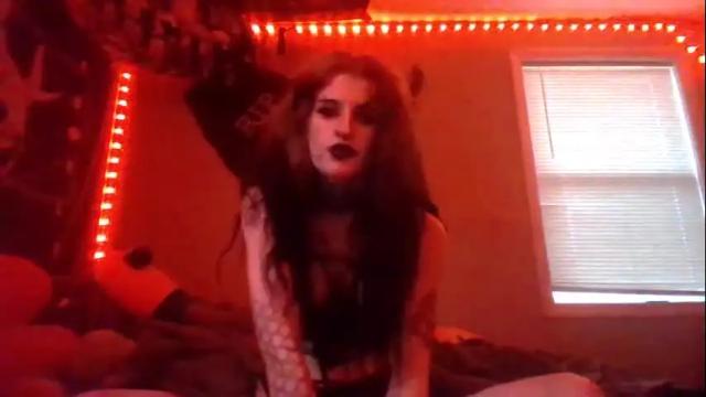 Image 4 of mistresstori2121 Stream on Chaturbate on 5 months ago
