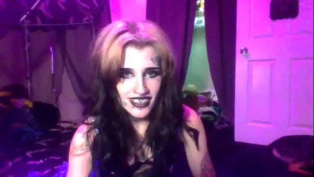 Image 3 of mistresstori2121 Stream on Chaturbate on 3 months ago