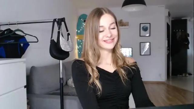 Image 6 of mistressuniverse Stream on Chaturbate on 13 months ago