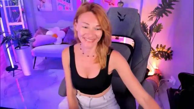 Image 10 of mistybarnes Stream on Chaturbate on 2 months ago