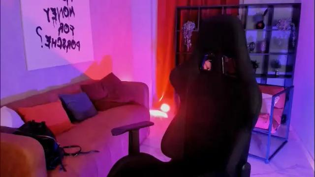 Image 10 of mistybarnes Stream on Chaturbate on 2 months ago