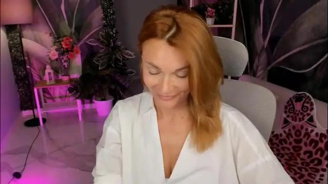 Image 11 of mistybarnes Stream on Chaturbate on 2 months ago