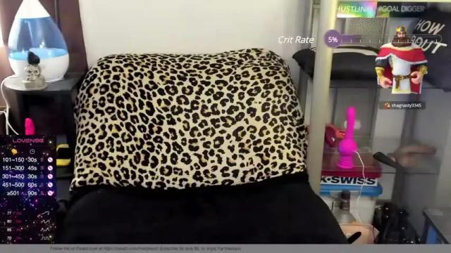 Image 6 of mistybenz Stream on Chaturbate on 14 months ago