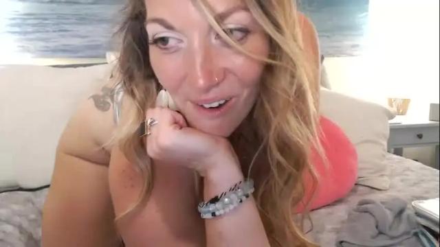 Image 3 of mistymorgan Stream on Chaturbate on 1 month ago