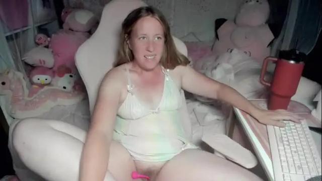 Image 3 of mistymystic Stream on Chaturbate on 29 days ago