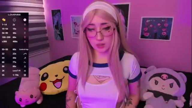 Image 2 of miwaviolet Stream on Chaturbate on 2 months ago