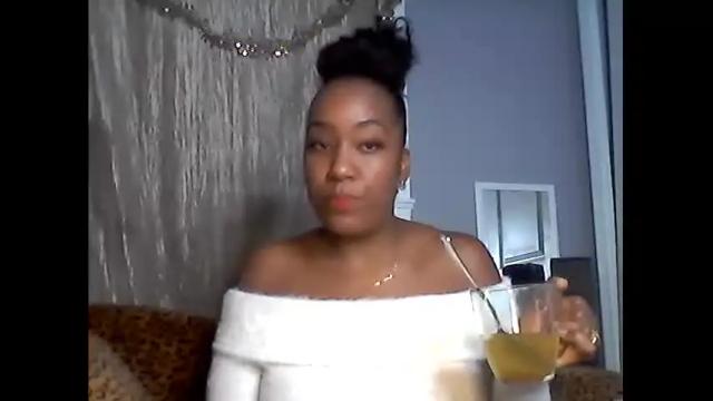 Image 3 of mixedlovers Stream on Chaturbate on 20 months ago