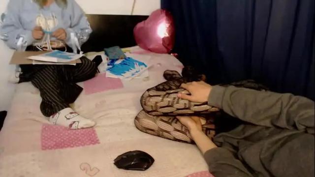 Image 3 of mixipeach Stream on Chaturbate on 6 months ago