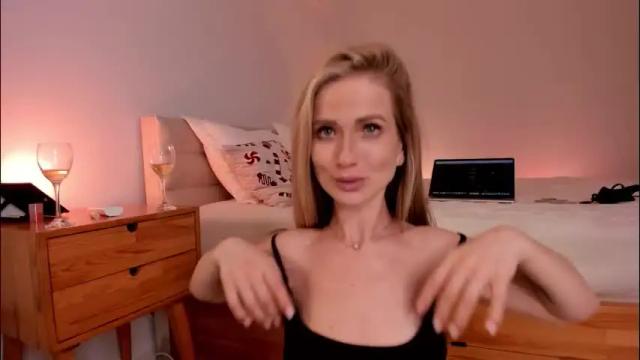 Image 8 of miya_shake Stream on Chaturbate on 2 days ago