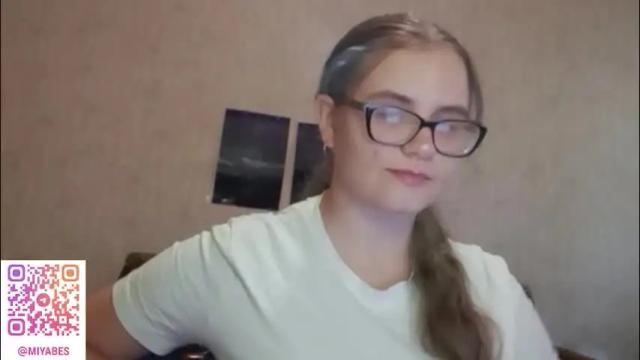 Image 2 of miyabe Stream on Chaturbate on 1 month ago