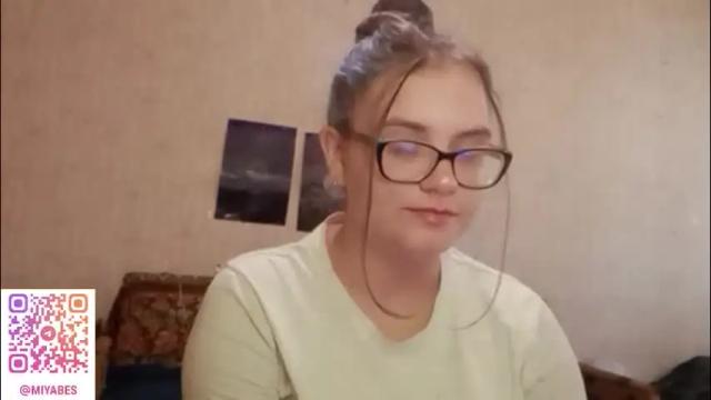 Image 3 of miyabe Stream on Chaturbate on 1 month ago