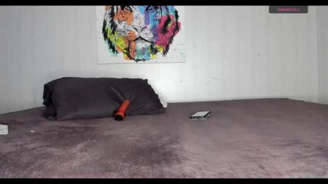 Image 8 of mizzkittay Stream on Chaturbate on 19 months ago