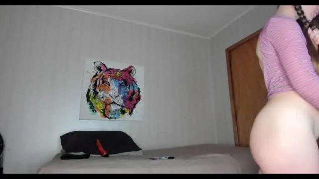 Image 2 of mizzkittay Stream on Chaturbate on 18 months ago