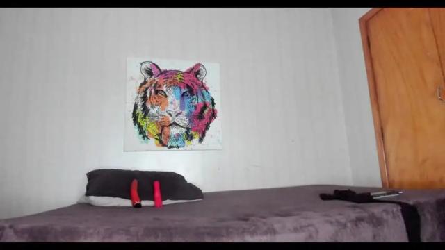 Image 6 of mizzkittay Stream on Chaturbate on 18 months ago