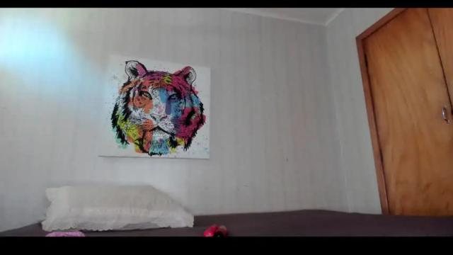 Image 12 of mizzkittay Stream on Chaturbate on 17 months ago