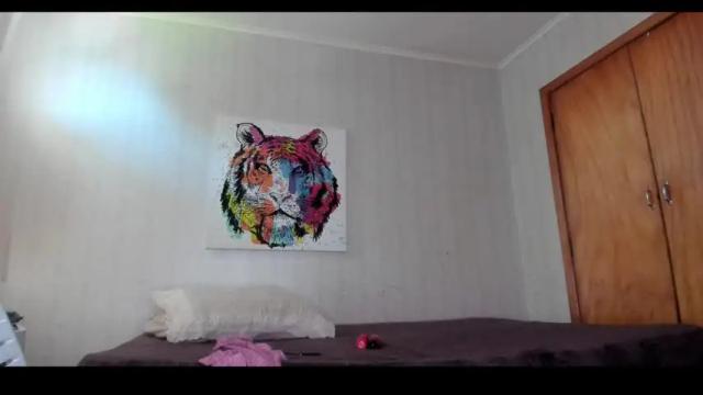 Image 6 of mizzkittay Stream on Chaturbate on 17 months ago