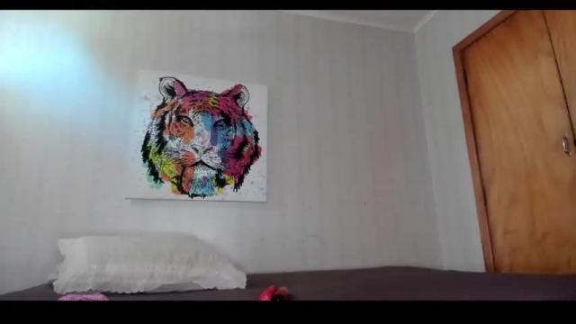 Image 8 of mizzkittay Stream on Chaturbate on 17 months ago