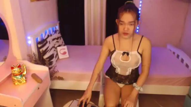 Image 3 of mlss_seductiveqiri23 Stream on Chaturbate on 14 months ago