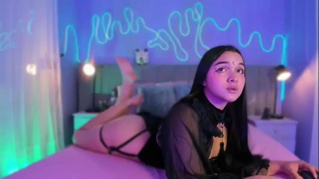 Image 2 of mmelodyy_ Stream on Chaturbate on 27 days ago