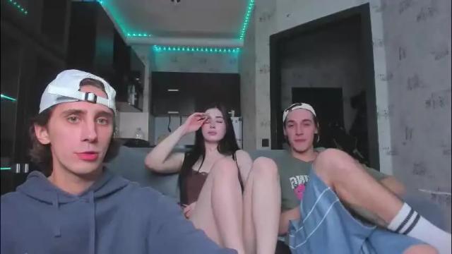 Image 12 of mmkakpoxyi22 Stream on Chaturbate on 3 months ago