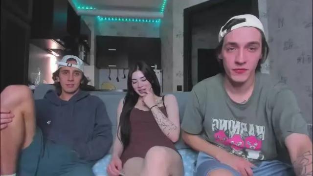 Thumbnail 3, mmkakpoxyi22's Stream at Chaturbate, 3 months ago