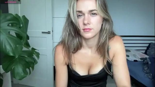 Image 12 of mmminnie Stream on Chaturbate on 2 months ago