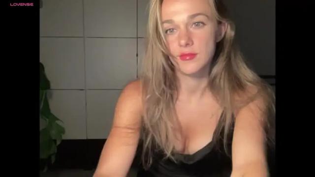 Image 7 of mmminnie Stream on Chaturbate on 2 months ago