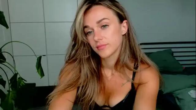 Image 11 of mmminnie Stream on Chaturbate on 2 months ago