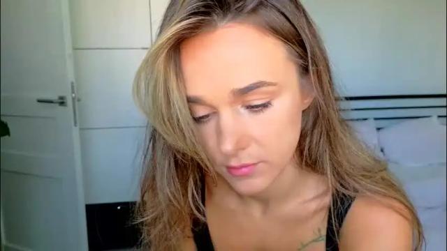 Image 3 of mmminnie Stream on Chaturbate on 1 month ago