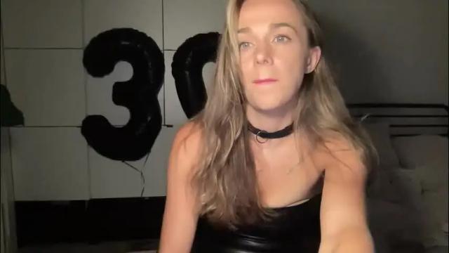 Image 7 of mmminnie Stream on Chaturbate on 1 month ago