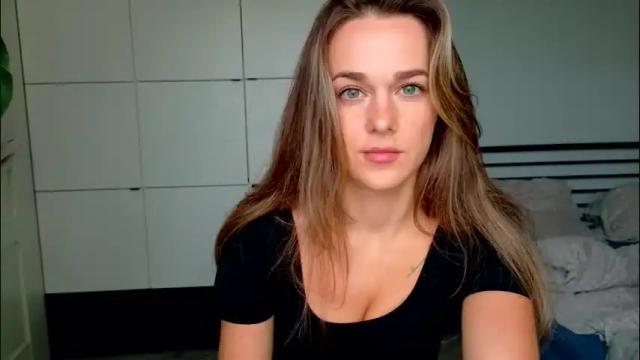 Image 12 of mmminnie Stream on Chaturbate on 2 days ago