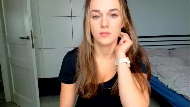 Image 2 of mmminnie Stream on Chaturbate on 2 months ago