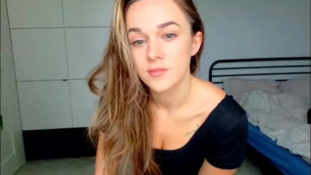 Image 3 of mmminnie Stream on Chaturbate on 2 months ago