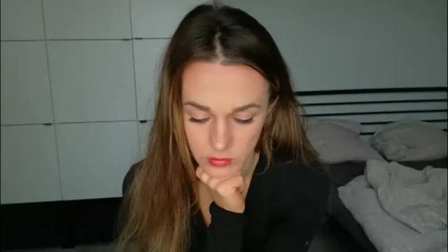 Image 3 of mmminnie Stream on Chaturbate on 1 month ago