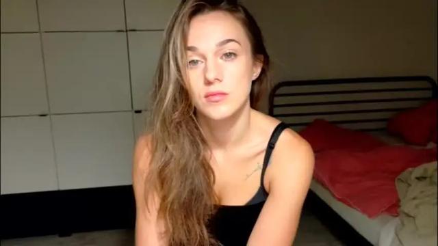 Image 7 of mmminnie Stream on Chaturbate on 29 days ago