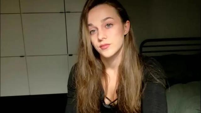 Image 11 of mmminnie Stream on Chaturbate on 13 days ago