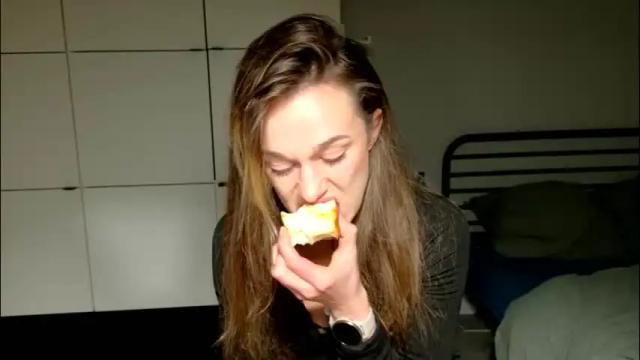 Image 6 of mmminnie Stream on Chaturbate on 13 days ago