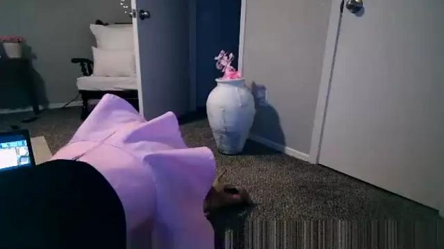 Image 6 of mmmmmwah Stream on Chaturbate on 3 months ago