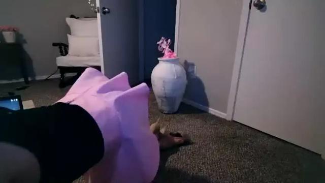 Image 7 of mmmmmwah Stream on Chaturbate on 3 months ago