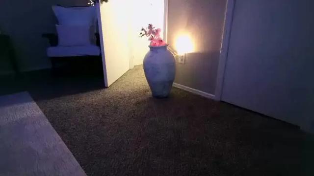 Image 8 of mmmmmwah Stream on Chaturbate on 3 months ago