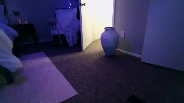 Image 4 of mmmmmwah Stream on Chaturbate on 1 month ago