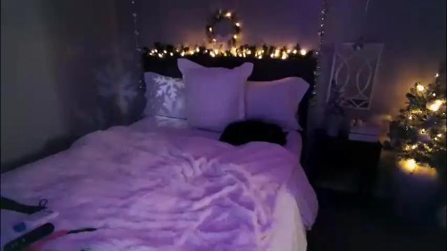 Image 7 of mmmmmwah Stream on Chaturbate on 1 month ago