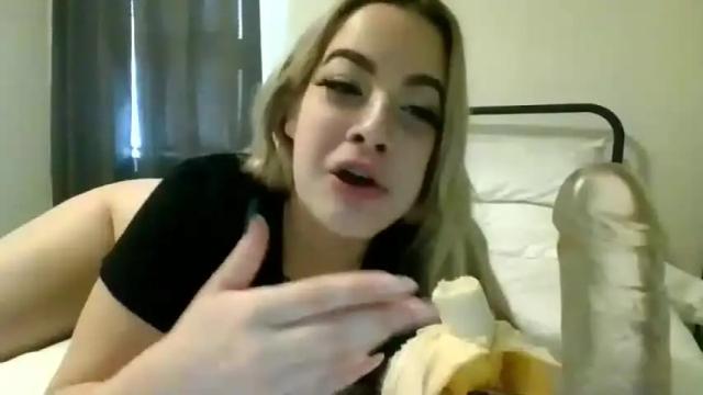 Image 10 of mnmoji4717 Stream on Chaturbate on 17 months ago